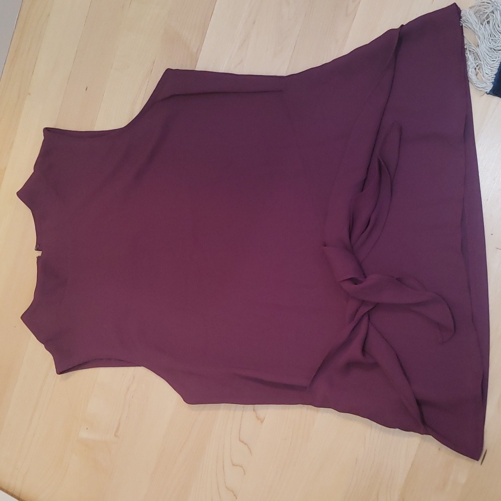 Ann Taylor sleeveless top, in deep pinot noir. Size Sp